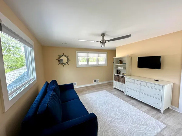 $6,500 | 4515 North Lake Drive, Whitefish Bay, WI 53211