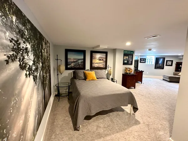 $6,500 | 4515 North Lake Drive, Whitefish Bay, WI 53211