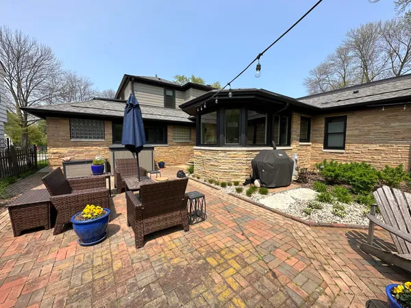 $6,500 | 4515 North Lake Drive, Whitefish Bay, WI 53211