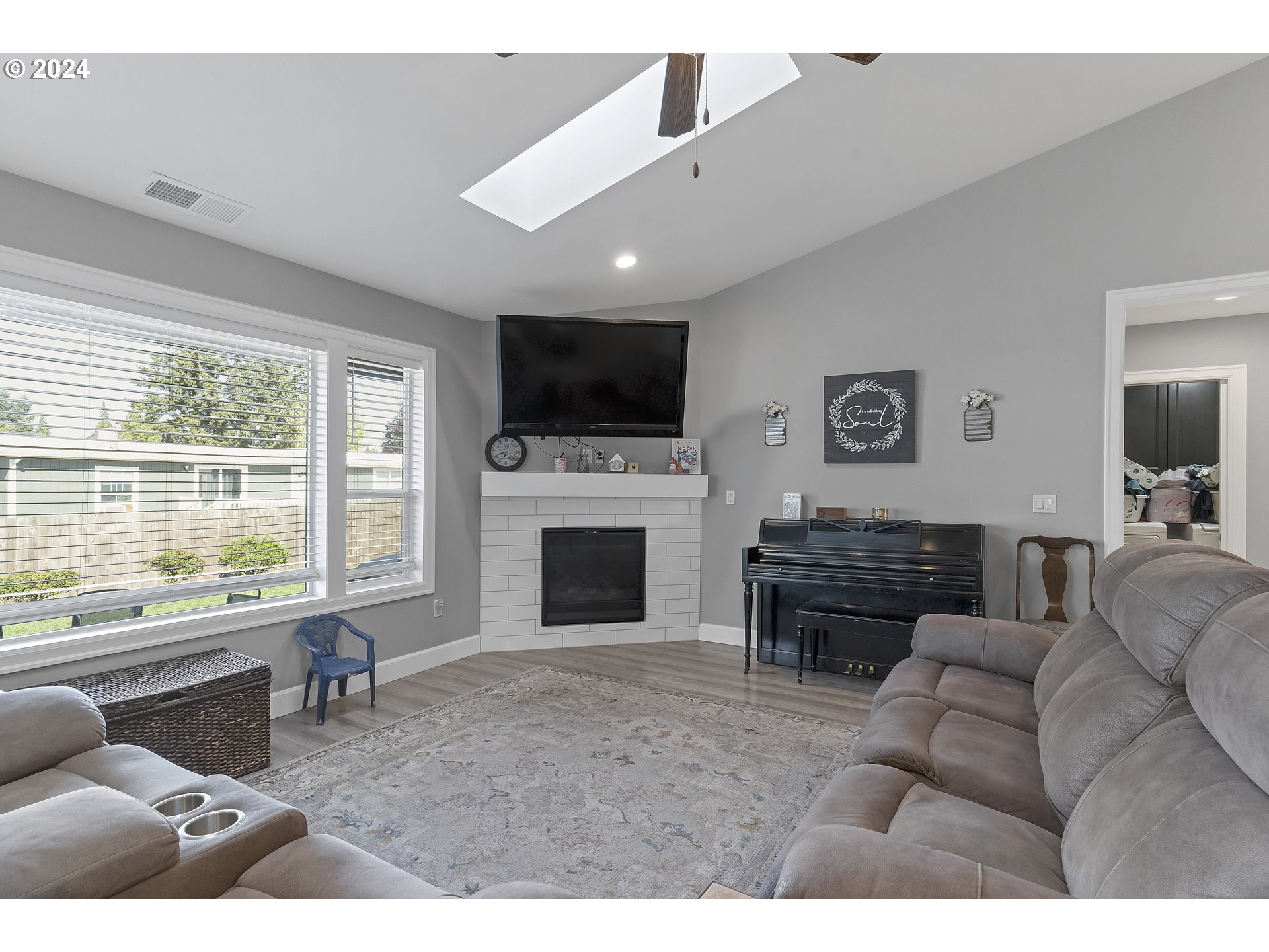 6414 Cross Street Albany, OR 97321 - Photo 5 of 28 Gallery Image 5