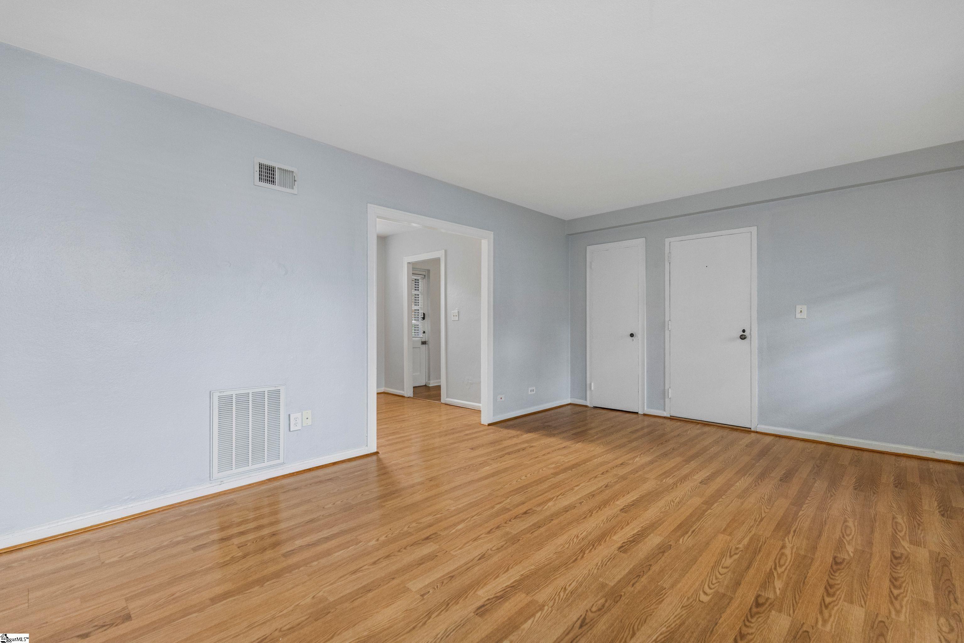 601 Cleveland Street, Unit 12A Greenville, SC 29601 - Photo 11 of 27