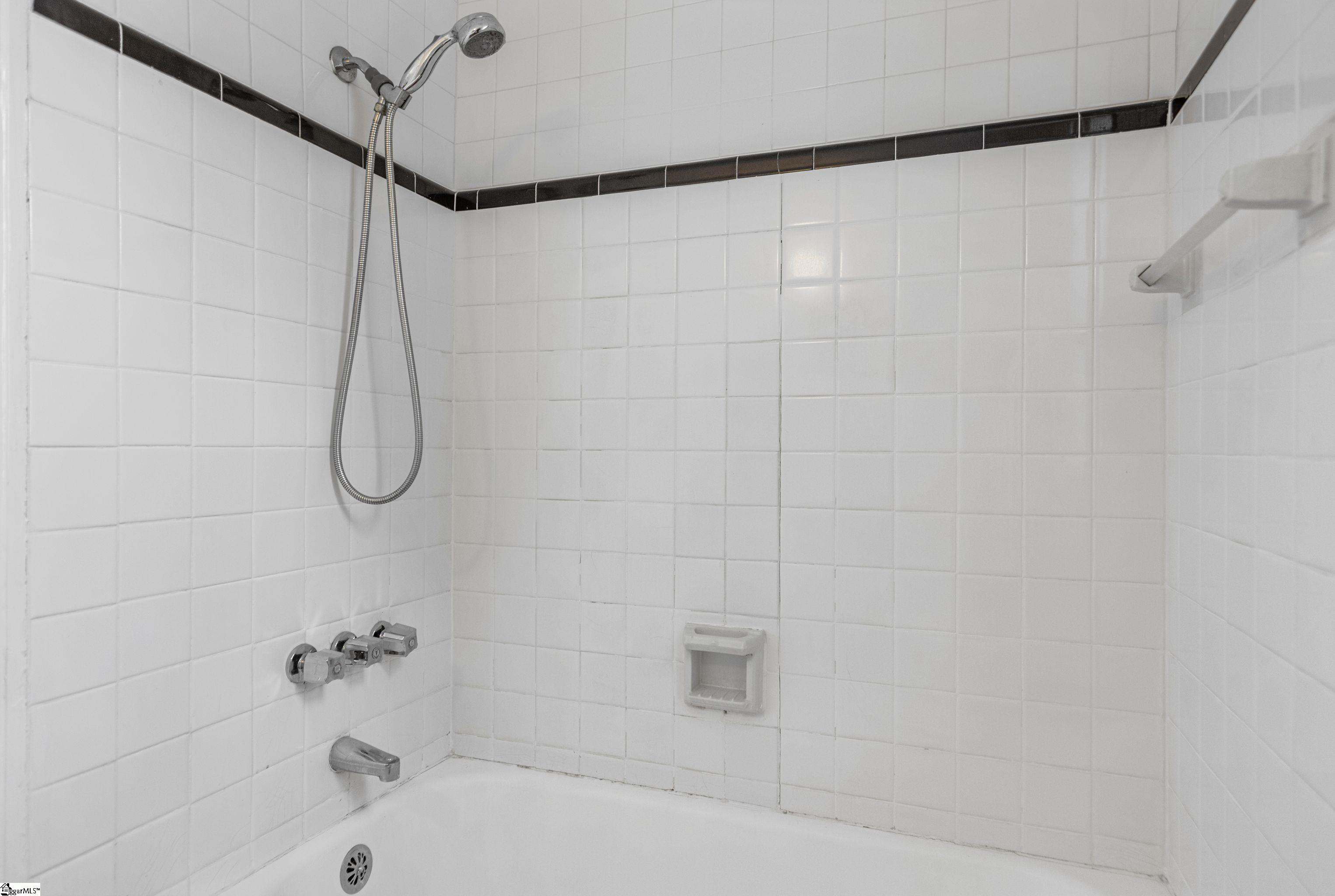 601 Cleveland Street, Unit 12A Greenville, SC 29601 - Photo 15 of 27