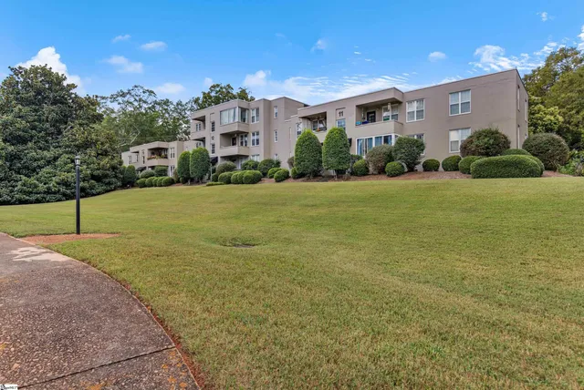 $229,000 | 601 Cleveland Street, Unit 12A, Greenville, SC 29601