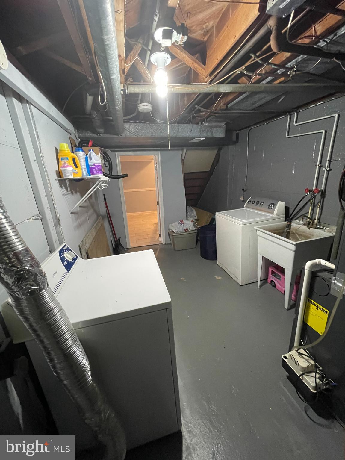 430 South Wickham Road Baltimore, MD 21229 - Photo 14 of 15