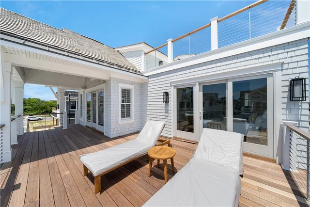 $4,695,000 | 813 Ocean Road, Narragansett, RI 02882