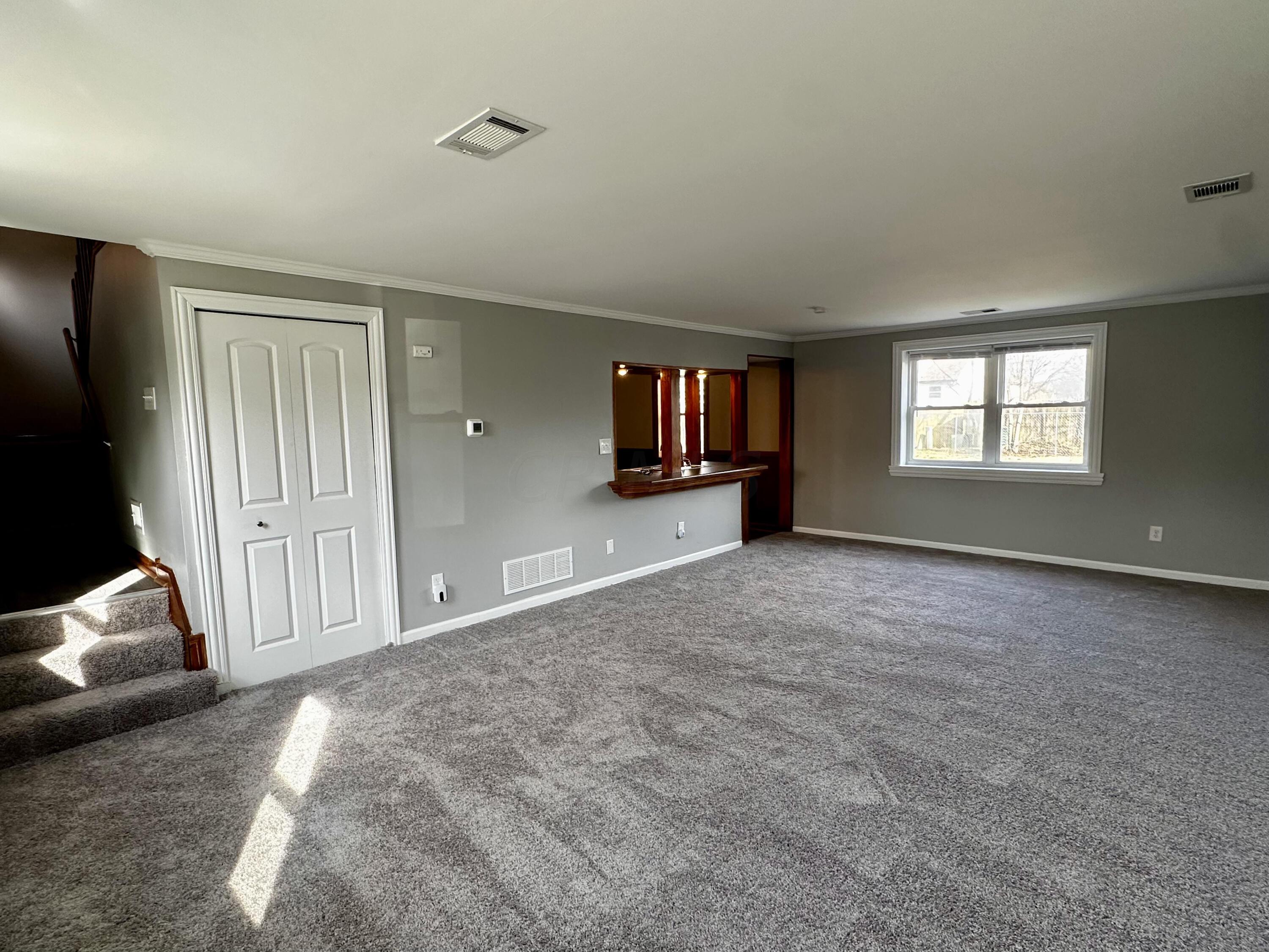 4728 Heaton Road Columbus, OH 43229 - Photo 2 of 31 IMG_9820