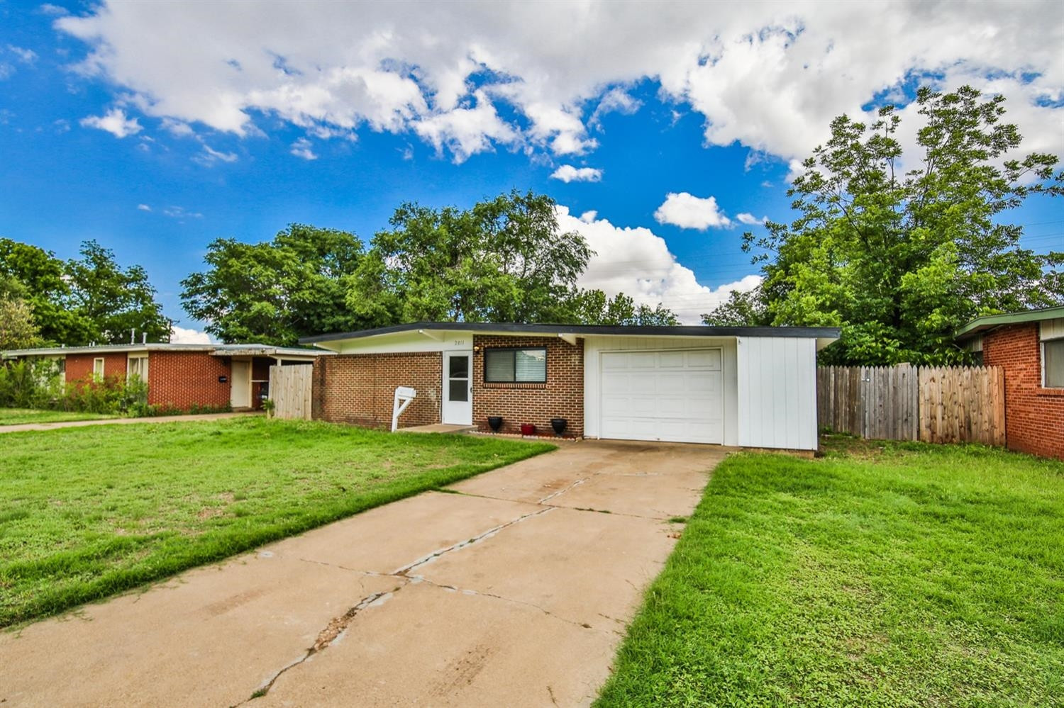 2811 64th Street Lubbock, TX 79413 - Photo 3 of 26 Photo 3