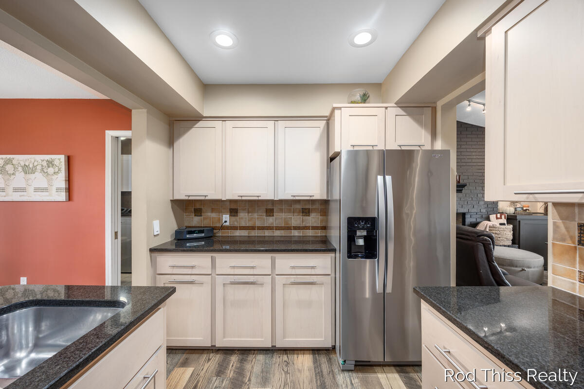 7918 22nd Avenue Jenison, MI 49428 - Photo 12 of 41 7918-22nd_013