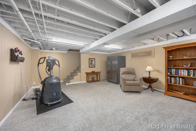 $390,000 | 7918 22nd Avenue, Jenison, MI 49428