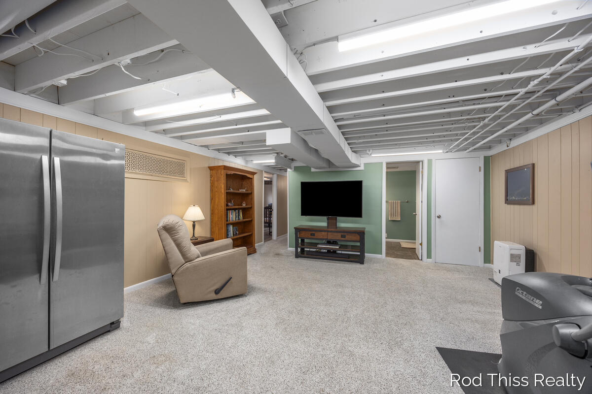 7918 22nd Avenue Jenison, MI 49428 - Photo 26 of 41 7918-22nd_027