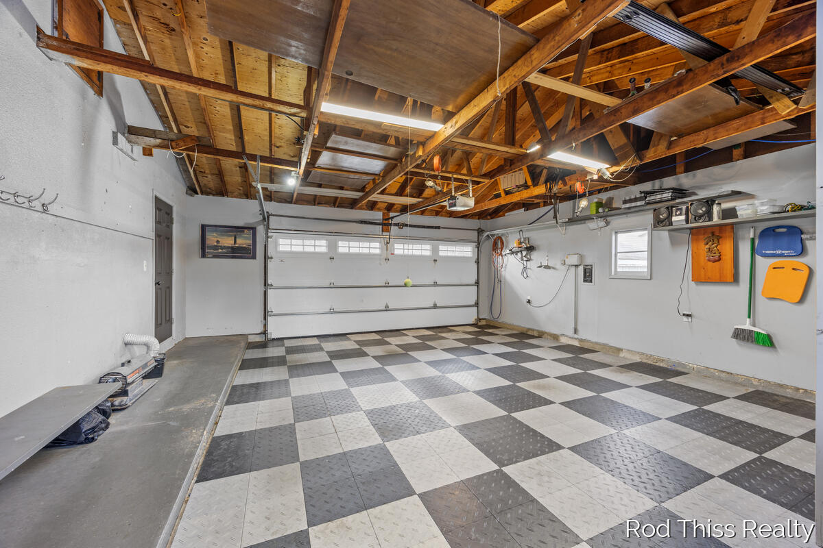 7918 22nd Avenue Jenison, MI 49428 - Photo 31 of 41 7918-22nd_032