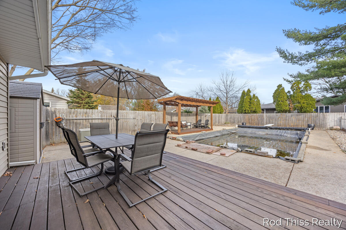 7918 22nd Avenue Jenison, MI 49428 - Photo 33 of 41 7918-22nd_034