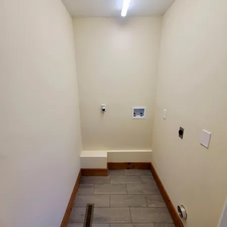 $229,900 | 11997 Indian Lane, Aurora, IN 47001