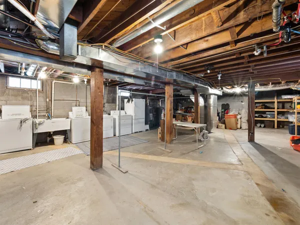 $2,995 | 4325 Chowen Avenue South, Unit 1, Minneapolis, MN 55410