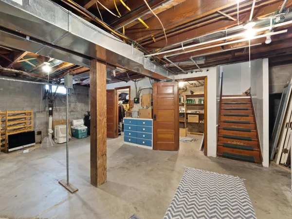 $2,995 | 4325 Chowen Avenue South, Unit 1, Minneapolis, MN 55410