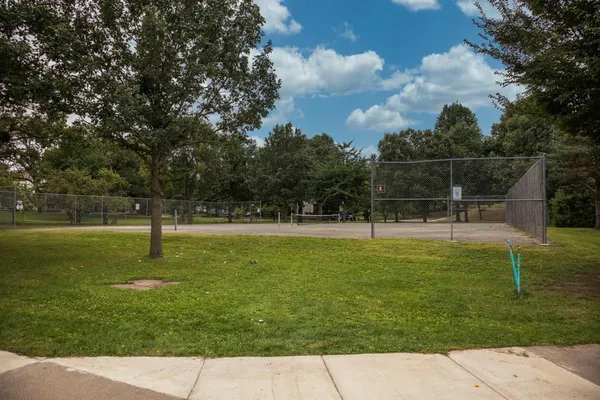 $2,995 | 4325 Chowen Avenue South, Unit 1, Minneapolis, MN 55410