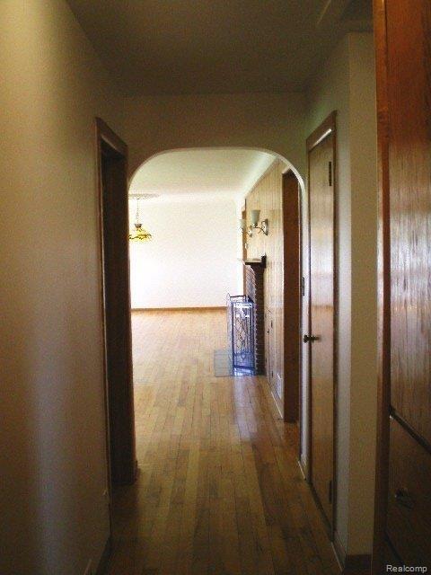 1561 Sisson Road Imlay City, MI 48444 - Photo 14 of 25 View from bedroom hallway.jpg