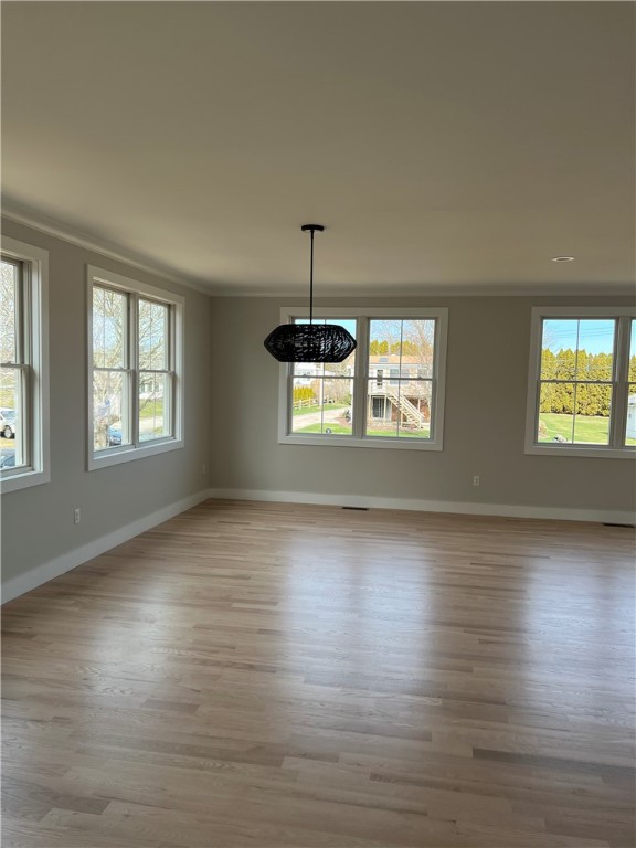 50 Shelldrake Road South Kingstown, RI 02879 - Photo 7 of 19 Dining area