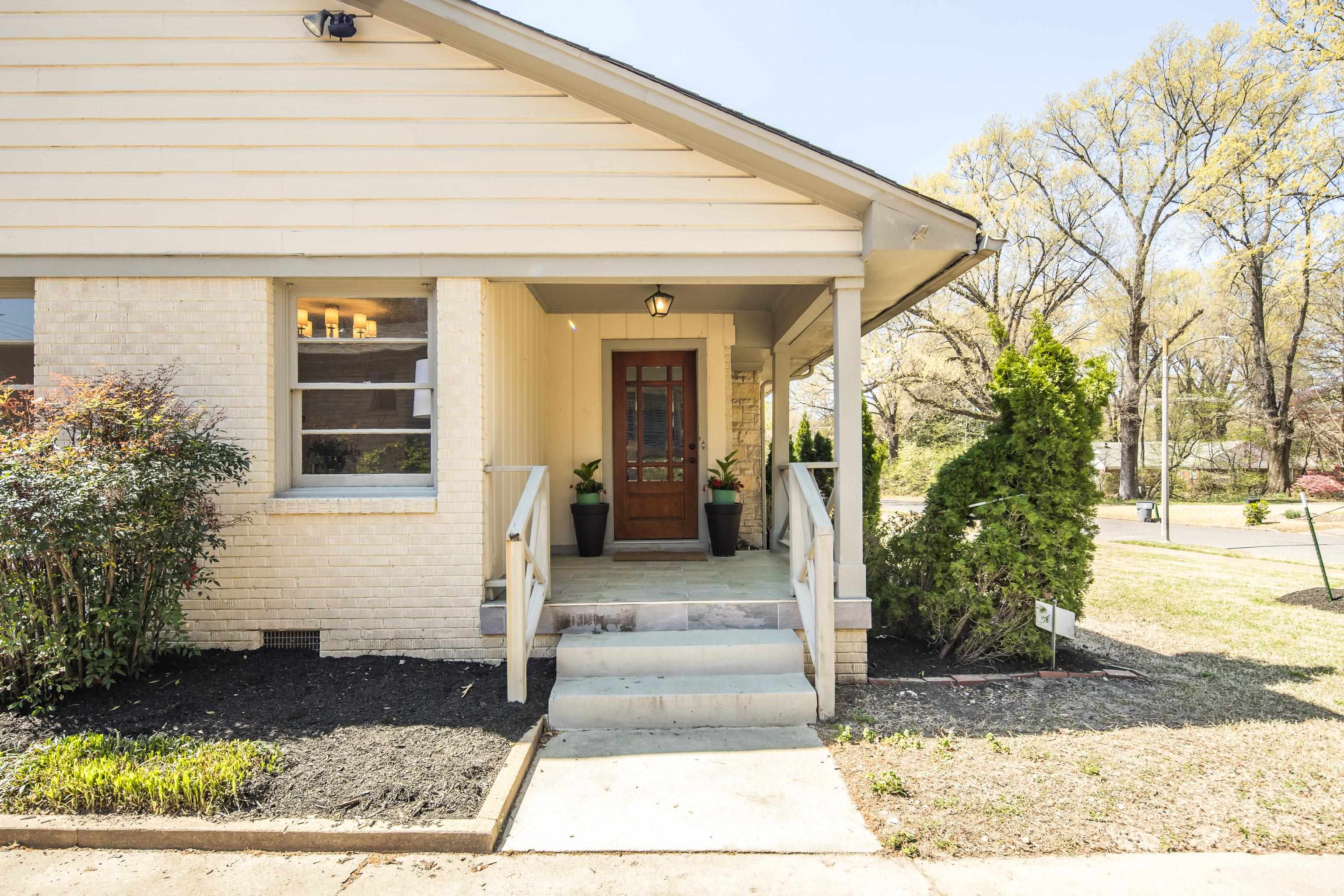 4063 Minden Road Memphis, TN 38117 - Photo 3 of 35 a front view of a house