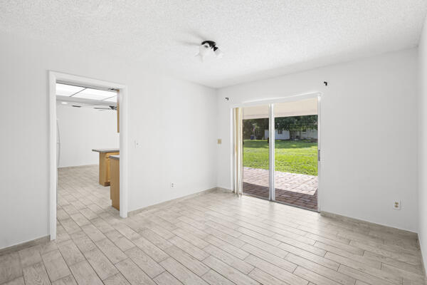 1830 Well Road Fort Pierce, FL 34945 - Photo 15 of 50 Dinning