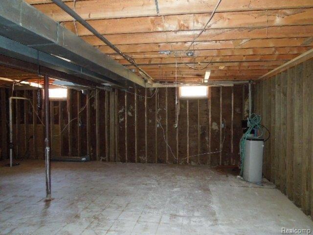 1417 Lake Nepessing Road Lapeer, MI 48446 - Photo 13 of 17 jygf 124.jpg