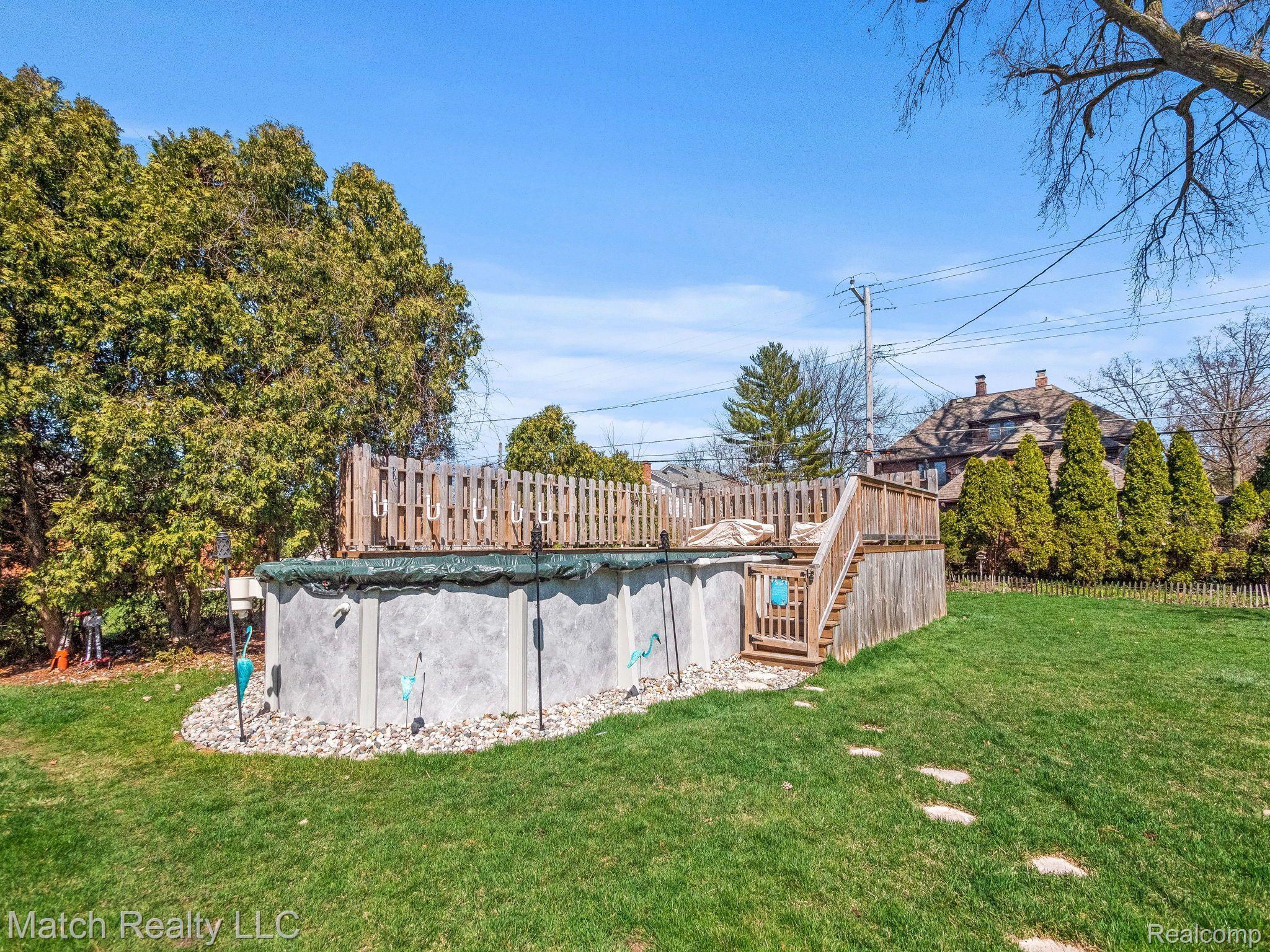 1170 Devonshire Road Grosse Pointe, MI 48230 - Photo 14 of 43 Gallery Image 14