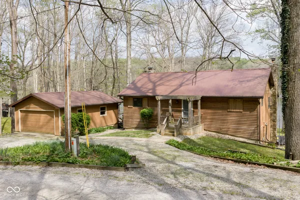 $364,900 | 4534 Executive Drive, Spencer, IN 47460