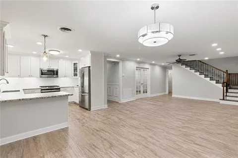$650,000 | 1118 West 11th Avenue, Covington, LA 70433
