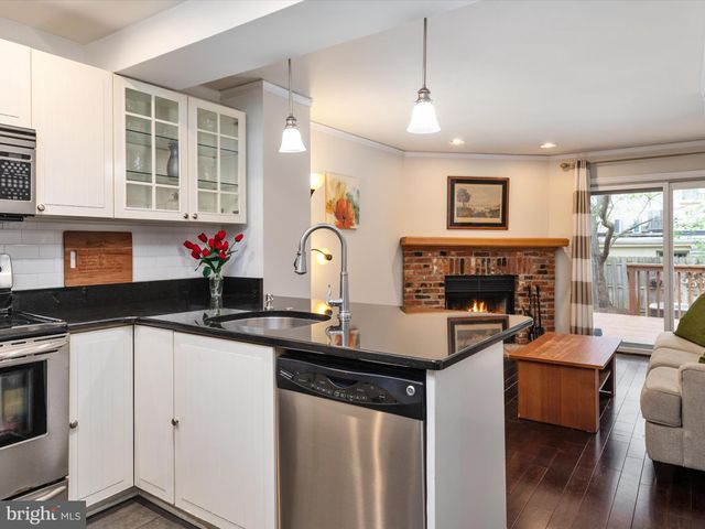 $815,000 | 85 Charles Street, Annapolis, MD 21401