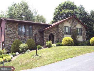 310 Hampshire Road Reading, PA 19608 - Photo 1 of 6