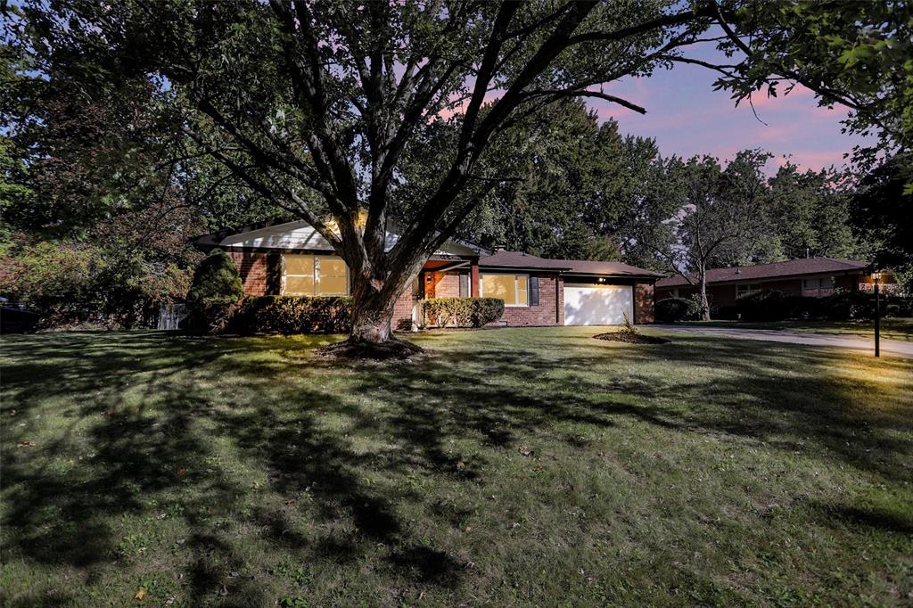5967 Melbourne Road Indianapolis, IN 46228 - Photo 4 of 54 Gallery Image 4