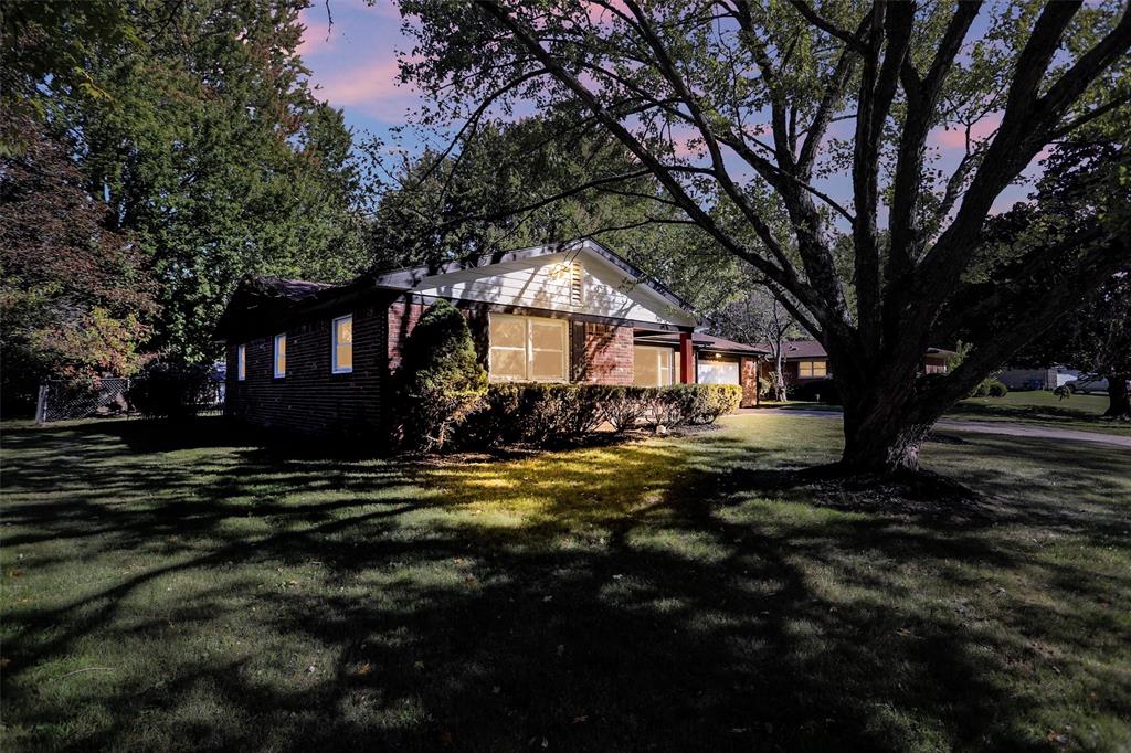 5967 Melbourne Road Indianapolis, IN 46228 - Photo 5 of 54 Gallery Image 5