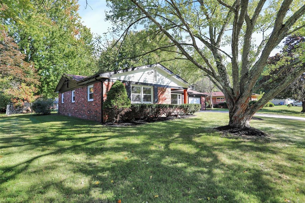 5967 Melbourne Road Indianapolis, IN 46228 - Photo 8 of 54 Gallery Image 8