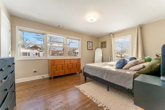 $3,000 | 1700 North Linden Avenue, Waukegan, IL 60085