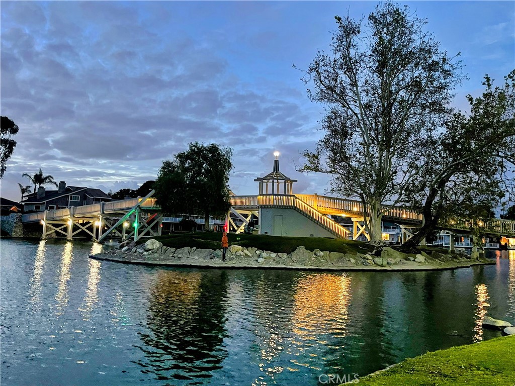 330 Fallingstar, Unit 48 Irvine, CA 92614 - Photo 20 of 27