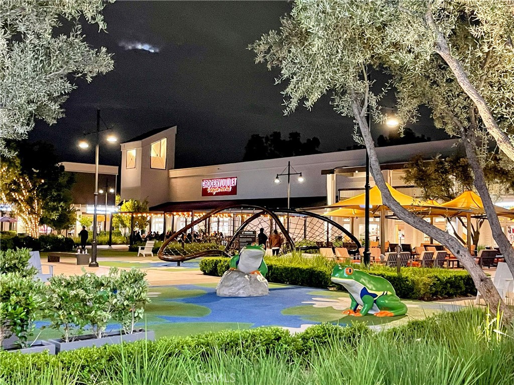 330 Fallingstar, Unit 48 Irvine, CA 92614 - Photo 23 of 27