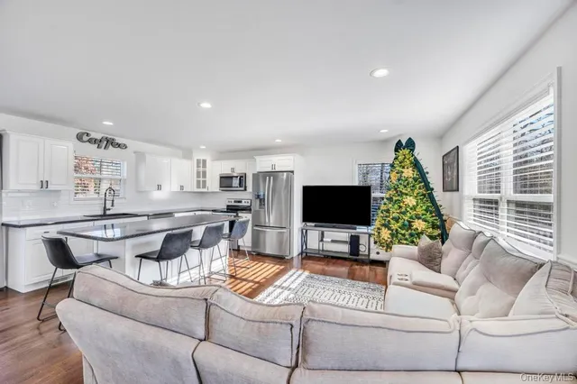 $499,999 | 145 A Hampton Avenue, Mastic, NY 11950