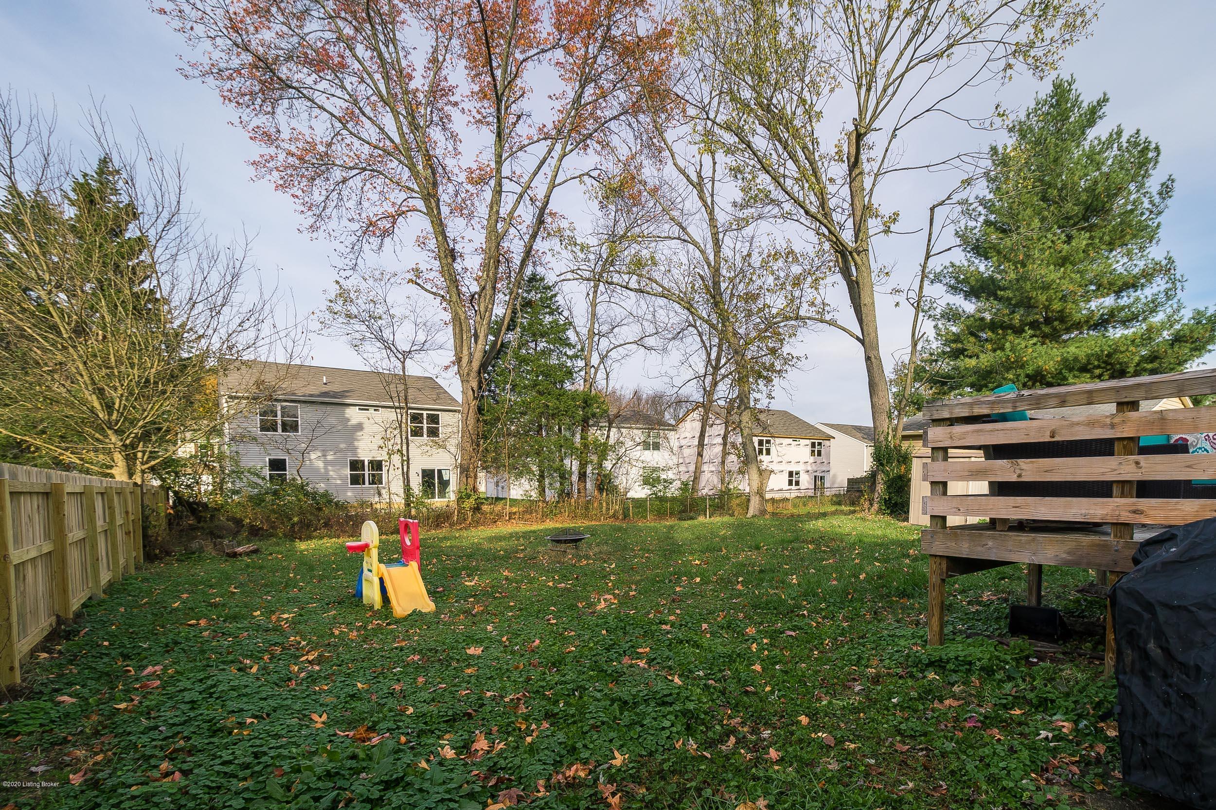 6402 Fernview Road Louisville, KY 40291 - Photo 5 of 30 6402 Fernview Rd-05