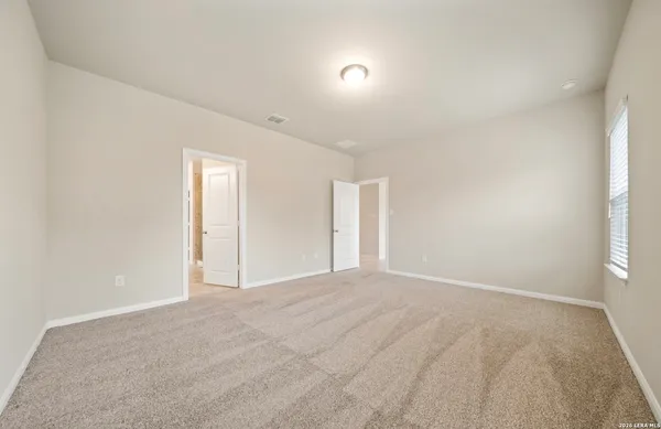 $2,050 | 8907 Arundal Garden, Converse, TX 78109