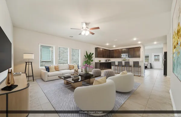 $2,050 | 8907 Arundal Garden, Converse, TX 78109