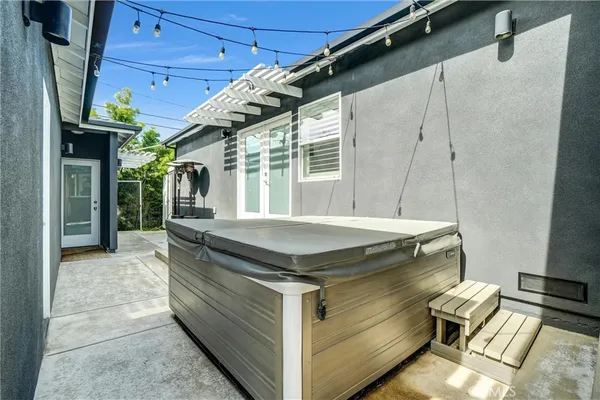 $1,499,000 | 4601 Pepperwood Avenue, Long Beach, CA 90808