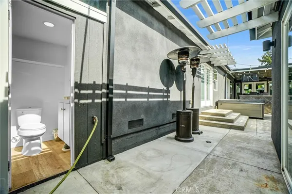 $1,499,000 | 4601 Pepperwood Avenue, Long Beach, CA 90808
