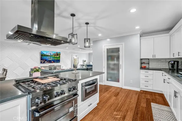 $1,499,000 | 4601 Pepperwood Avenue, Long Beach, CA 90808