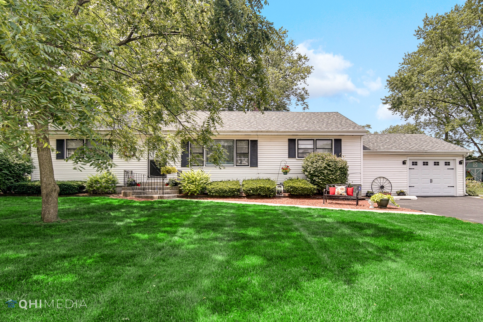 19130 South Champlain Avenue, Glenwood, IL 60425 Compass