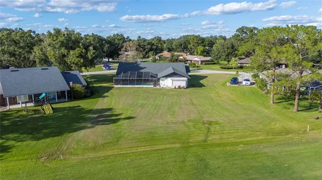 $417,500 | 10 Meadowlake Court, Winter Haven, FL 33884