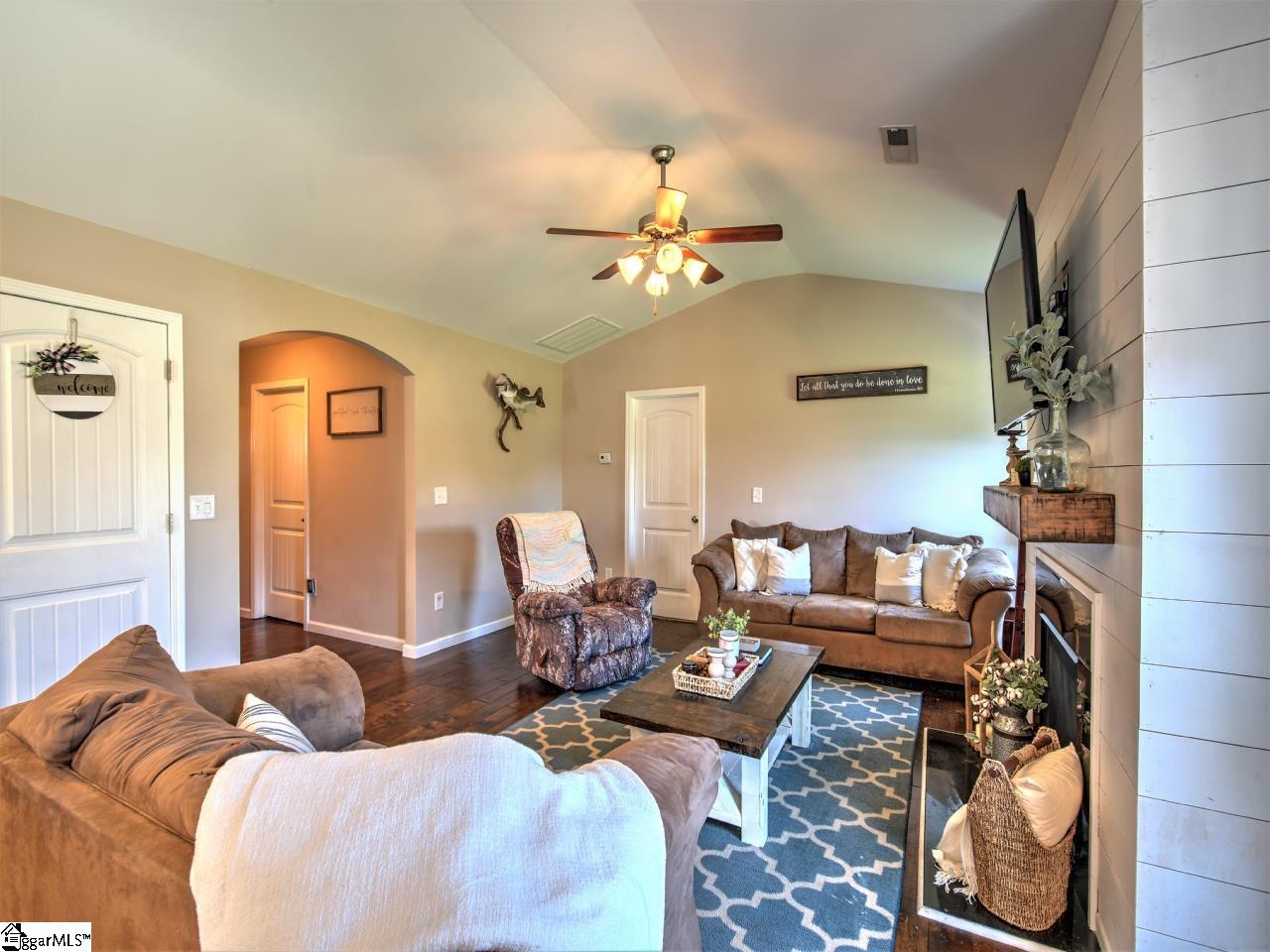 310 Holston Creek Church Road Inman, SC 29349 - Photo 7 of 31