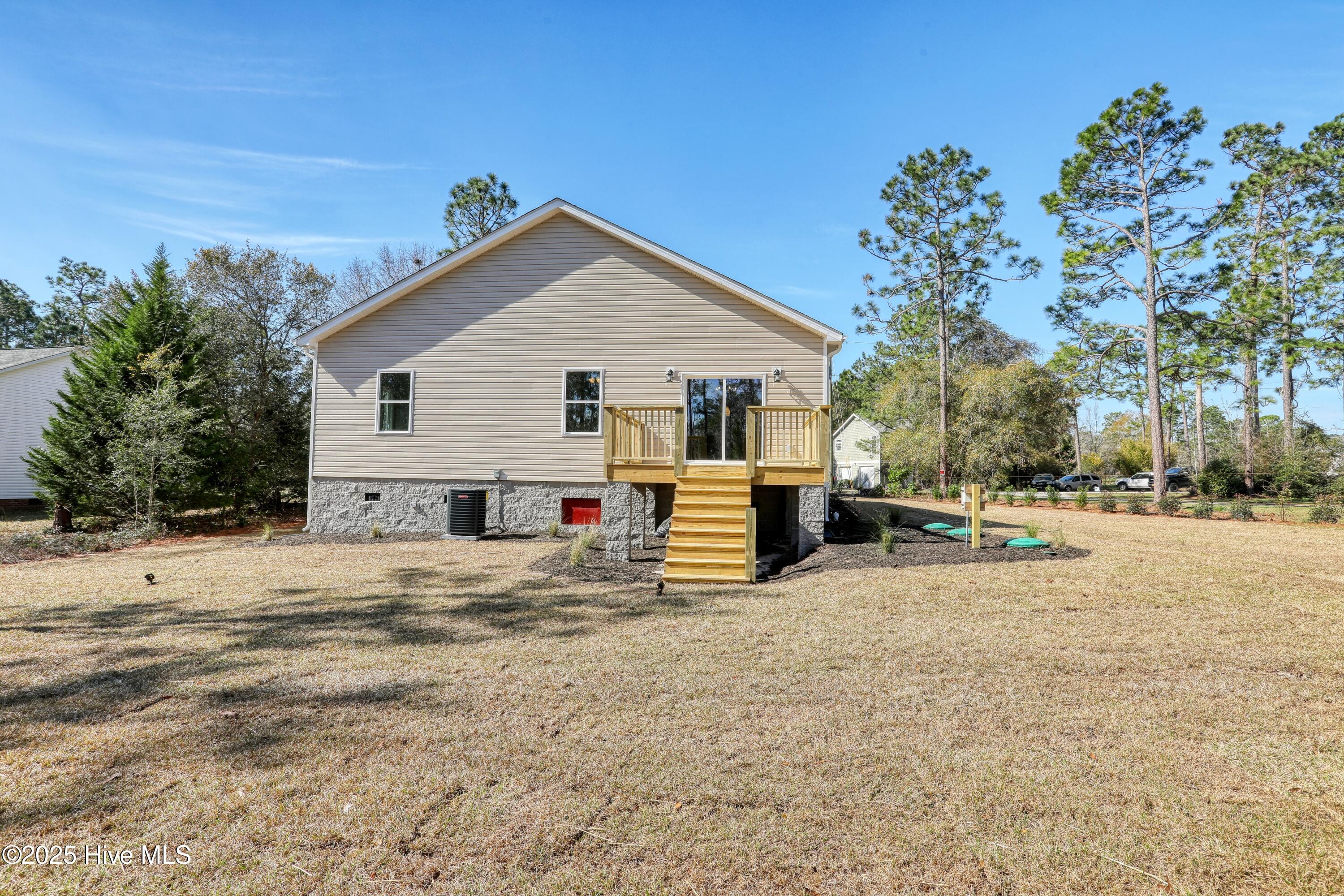 217 Foxcroft Road Southport, NC 28461 - Photo 7 of 54 img47