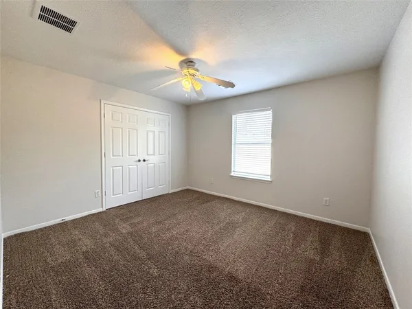 $2,095 | 23906 Kingmont Knoll Court, Spring, TX 77373