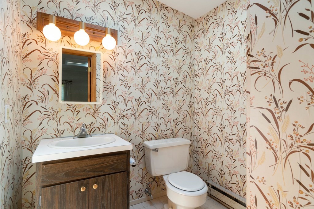 54 Brook Road Weston, MA 02493 - Photo 18 of 24