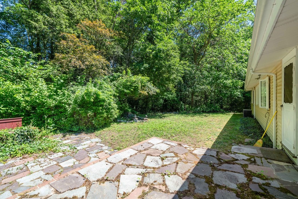 54 Brook Road Weston, MA 02493 - Photo 20 of 24